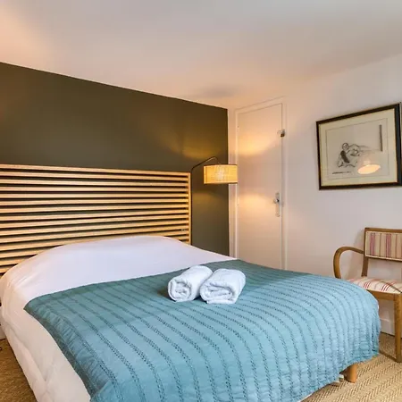 Holiday home Bob Surprenante Maison Avec Parking En Centre