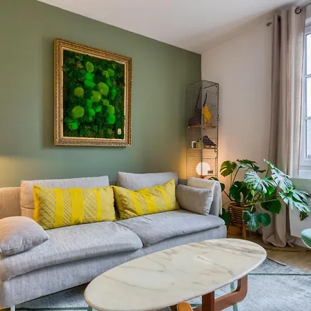 Holiday home Bob Surprenante Maison Avec Parking En Centre *