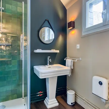 度假居 Bob Surprenante Maison Avec Parking En Centre *